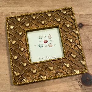 Fruit Garden Embossed gold scroll pear frame 3-1/2 x 3-1/2